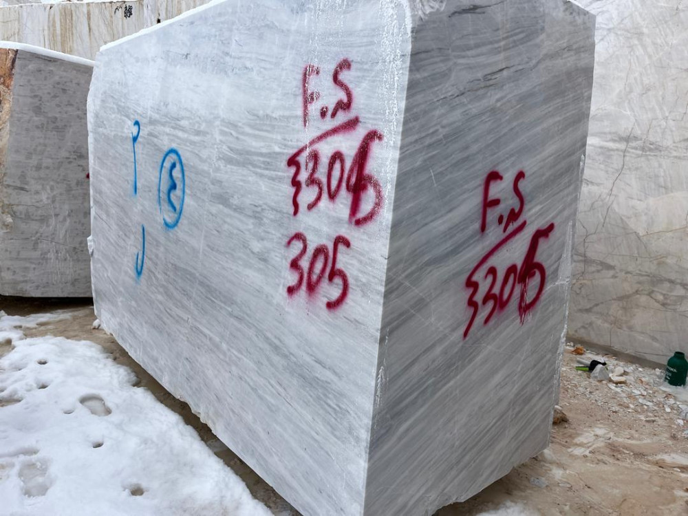 Cold White Crystal Block